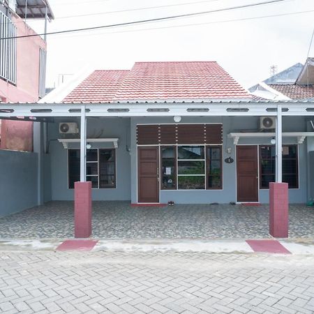 Koolkost Syariah Near Jalan Ahmad Yani Banjarmasin Hotel Sungai Lutus Exterior foto